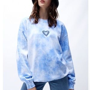 Oversized PacSun LA embroidered heart crewneck. Blue tie dye. Used.
